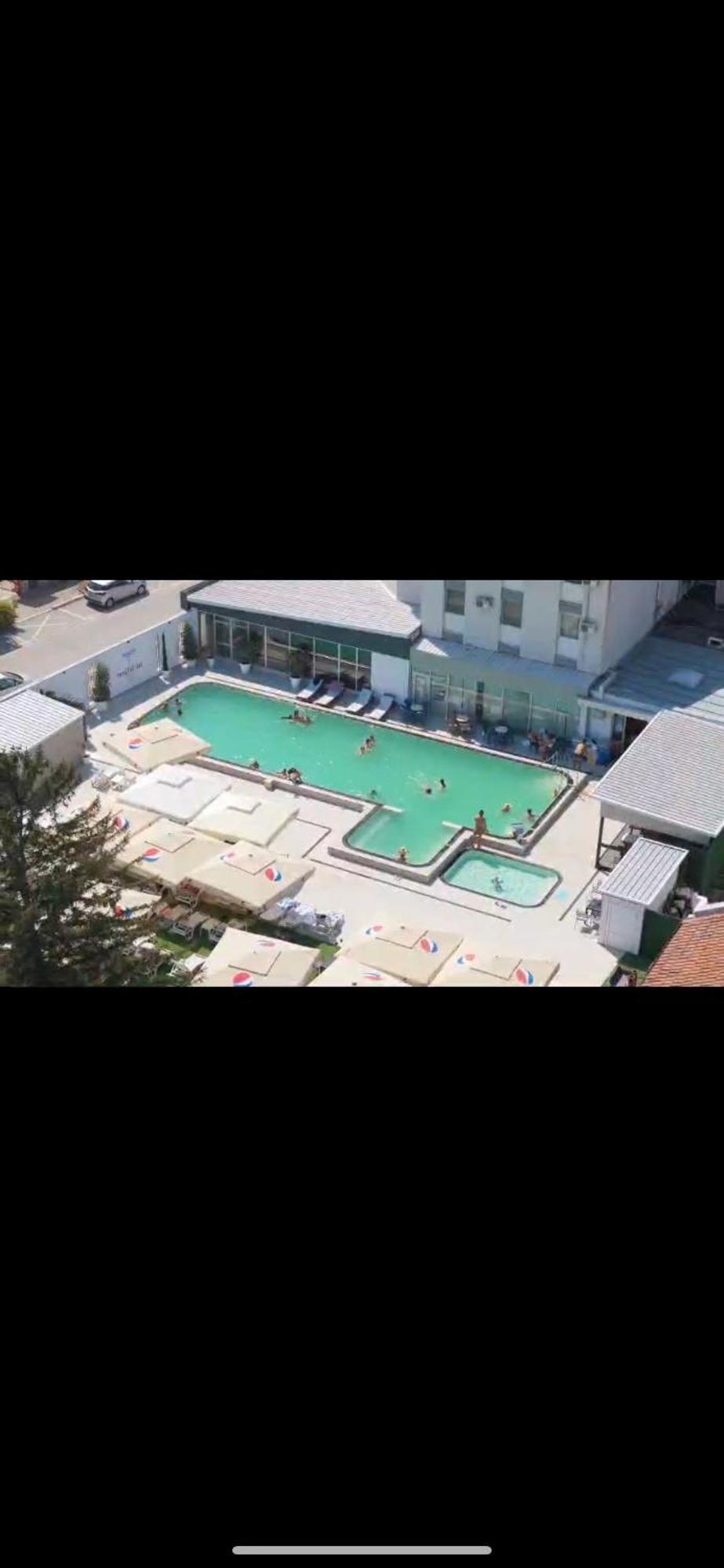 Hotel Tiski Cvet Novi Bečej Eksteriør billede