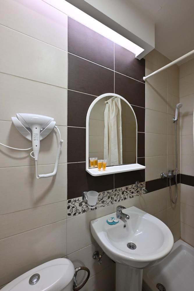 Hotel Tiski Cvet Novi Bečej Eksteriør billede