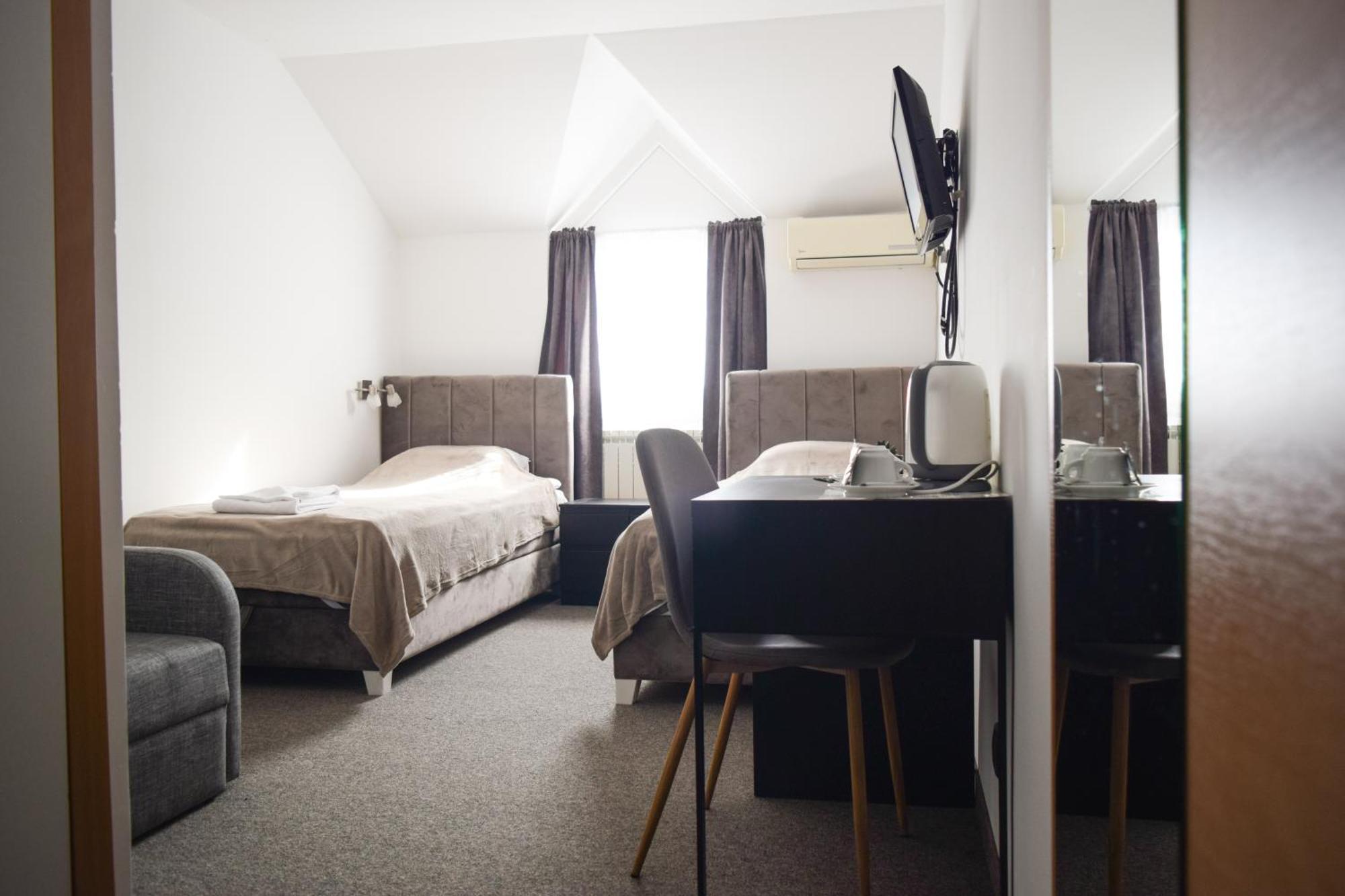 Hotel Tiski Cvet Novi Bečej Eksteriør billede